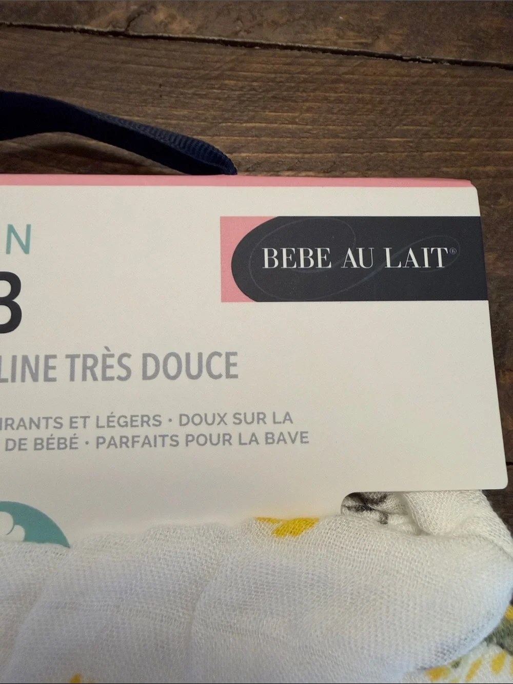 Bebe au Lait Floral Alphabet Deluxe Cotton Muslin Bandana Baby Bib NWT